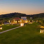 Quinta Essentia Ξενοδοχείο με διαμερίσματα 4*