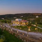 Ξενοδοχείο με διαμερίσματα Quinta Essentia