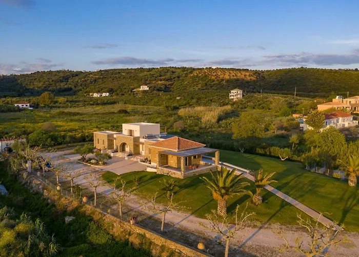 Quinta Essentia 4* Foiníki