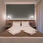 Quinta Essentia Aparthotel 4*